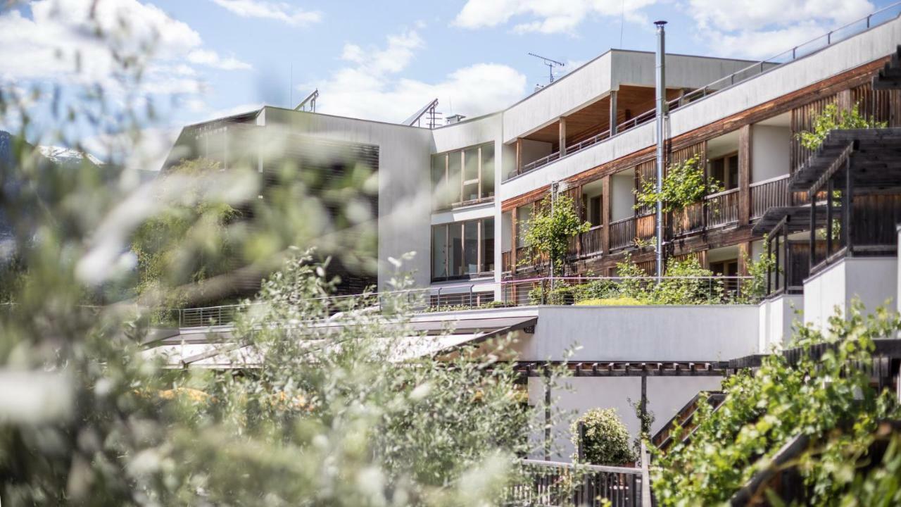 Biohotel Theiner'S Garten Lana Eksteriør bilde