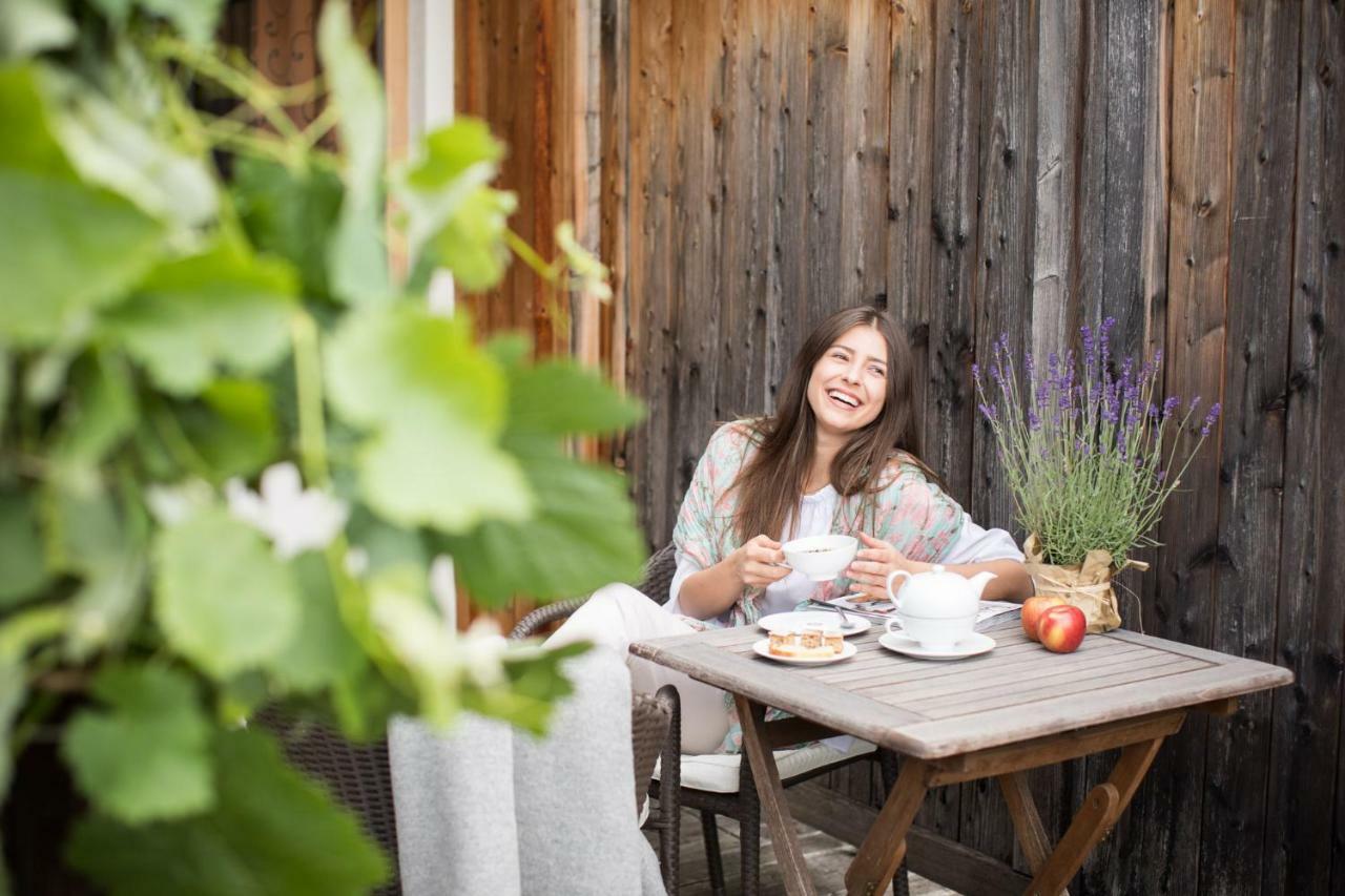 Biohotel Theiner'S Garten Lana Eksteriør bilde